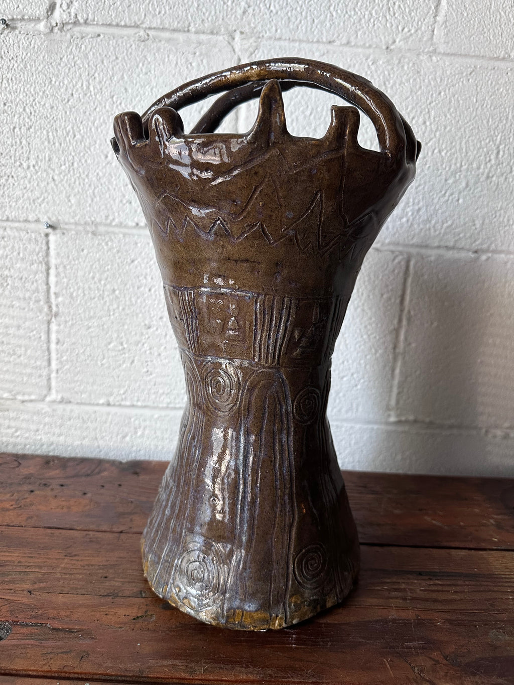 Ceramic vase with handles