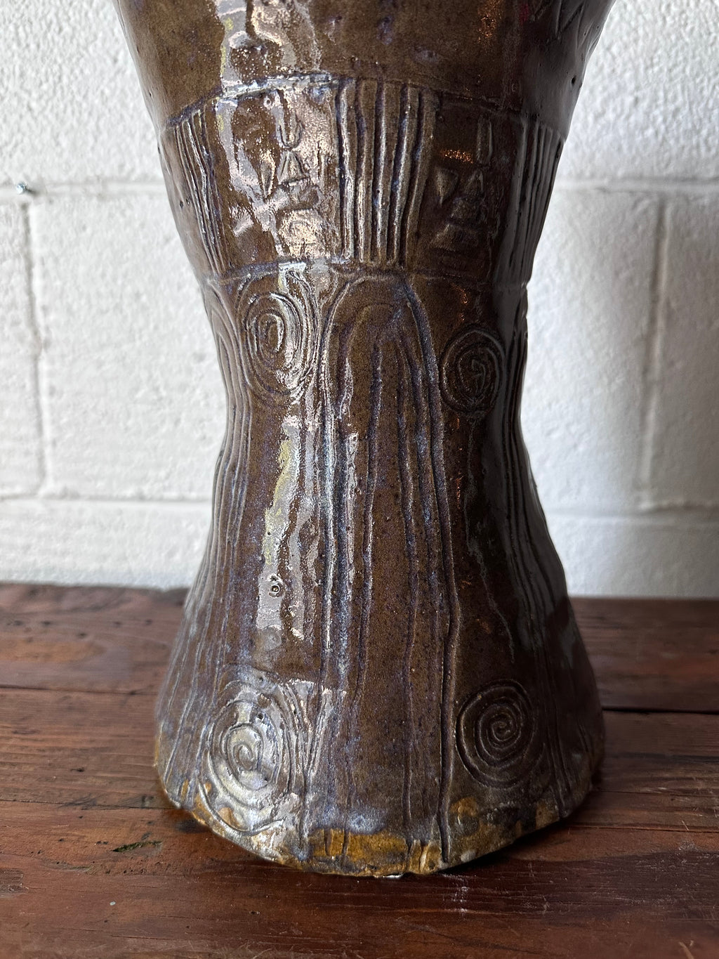 Ceramic vase with handles