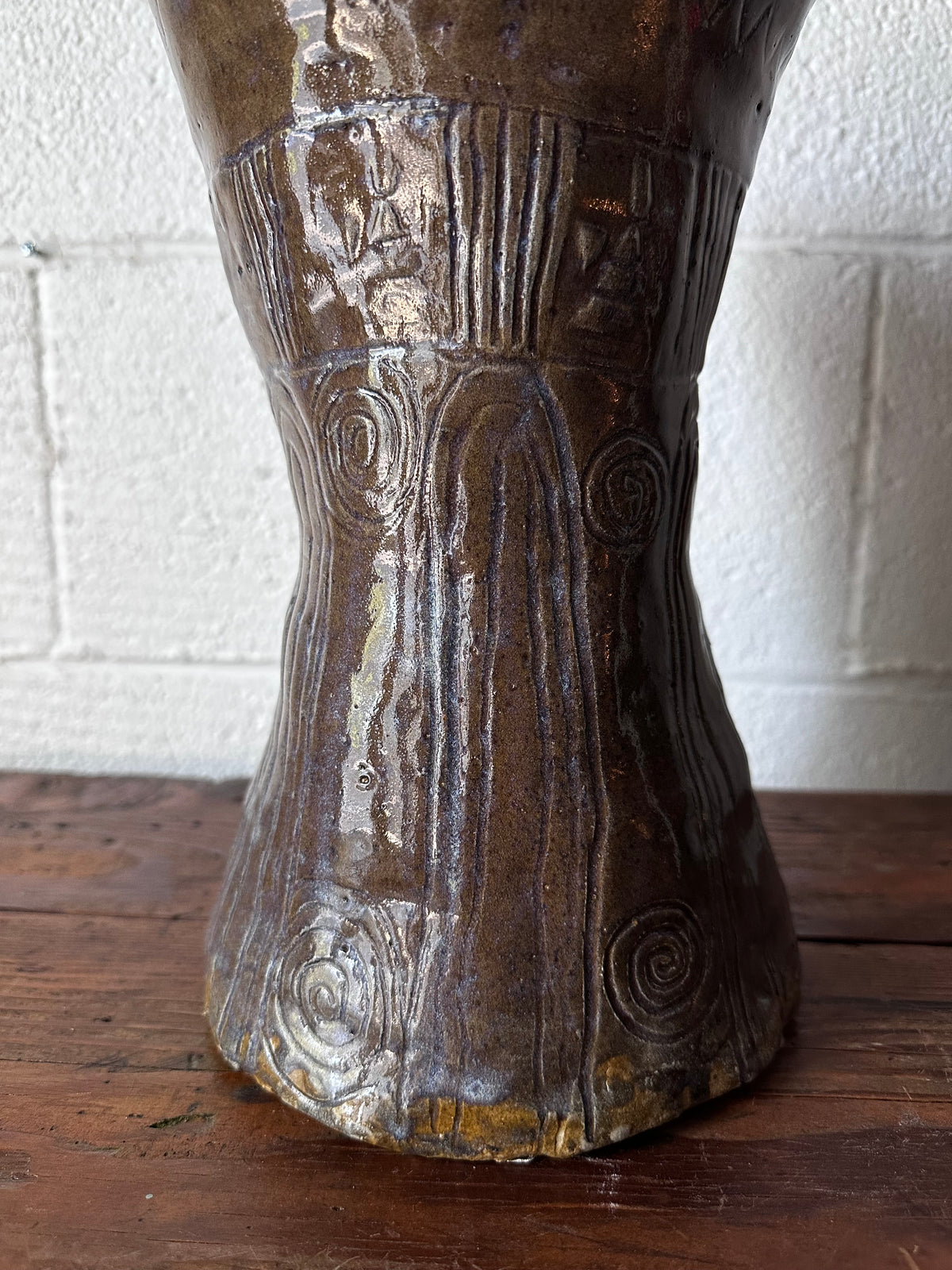 Ceramic vase with handles