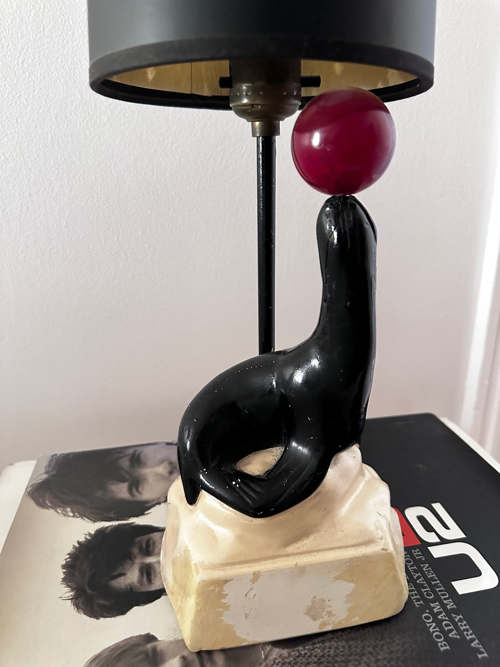 Seal Table Lamp