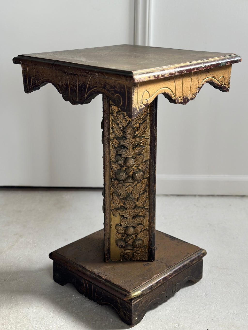 Gold Painted Victorian Acorn Themed Side Table