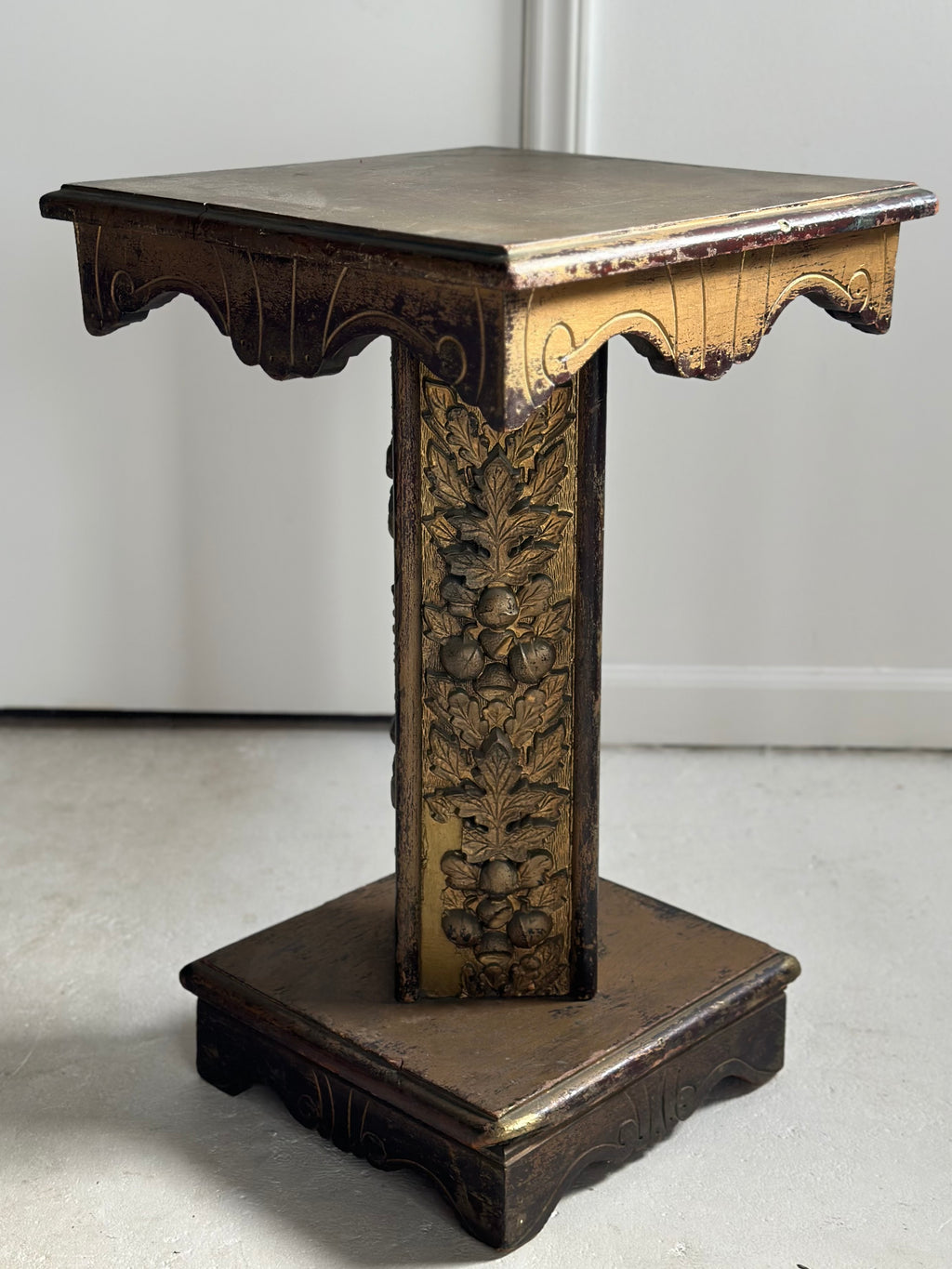 Gold Painted Victorian Acorn Themed Side Table