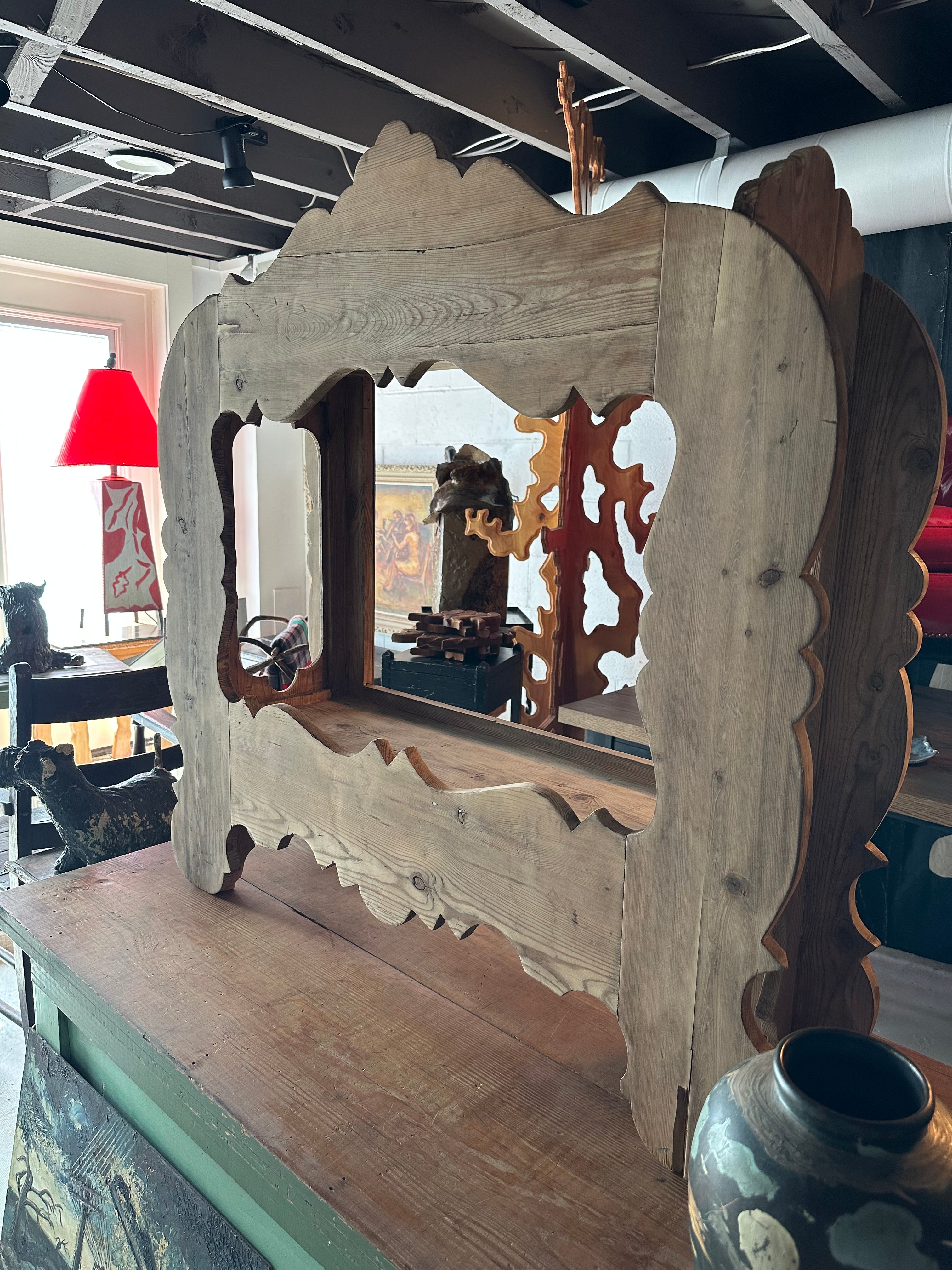 Vintage European Display Cabinet ￼