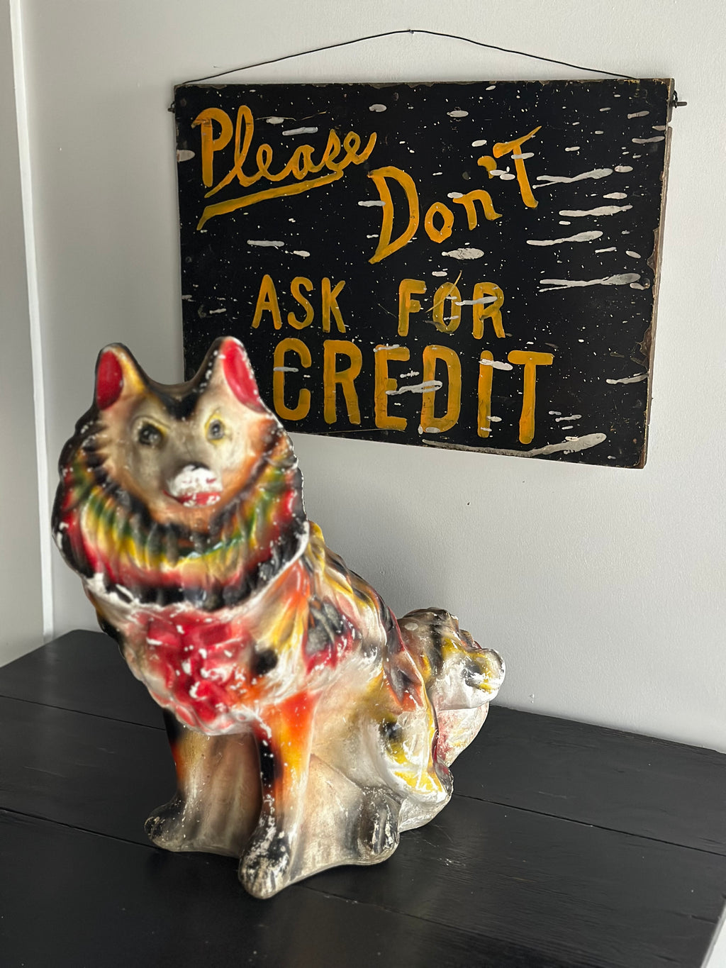Depression-era Chalkwear dog