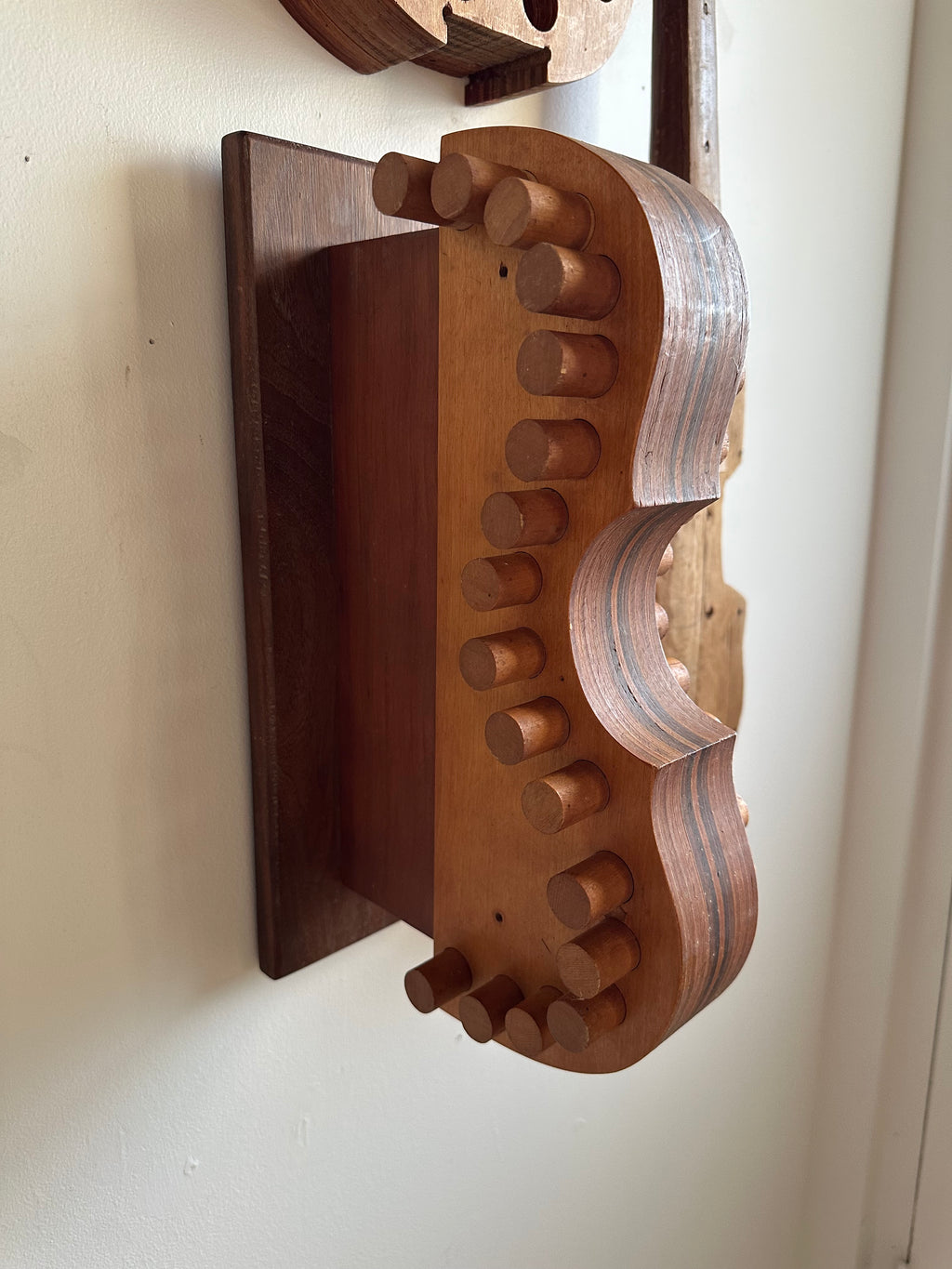 Wooden Violin Pattern