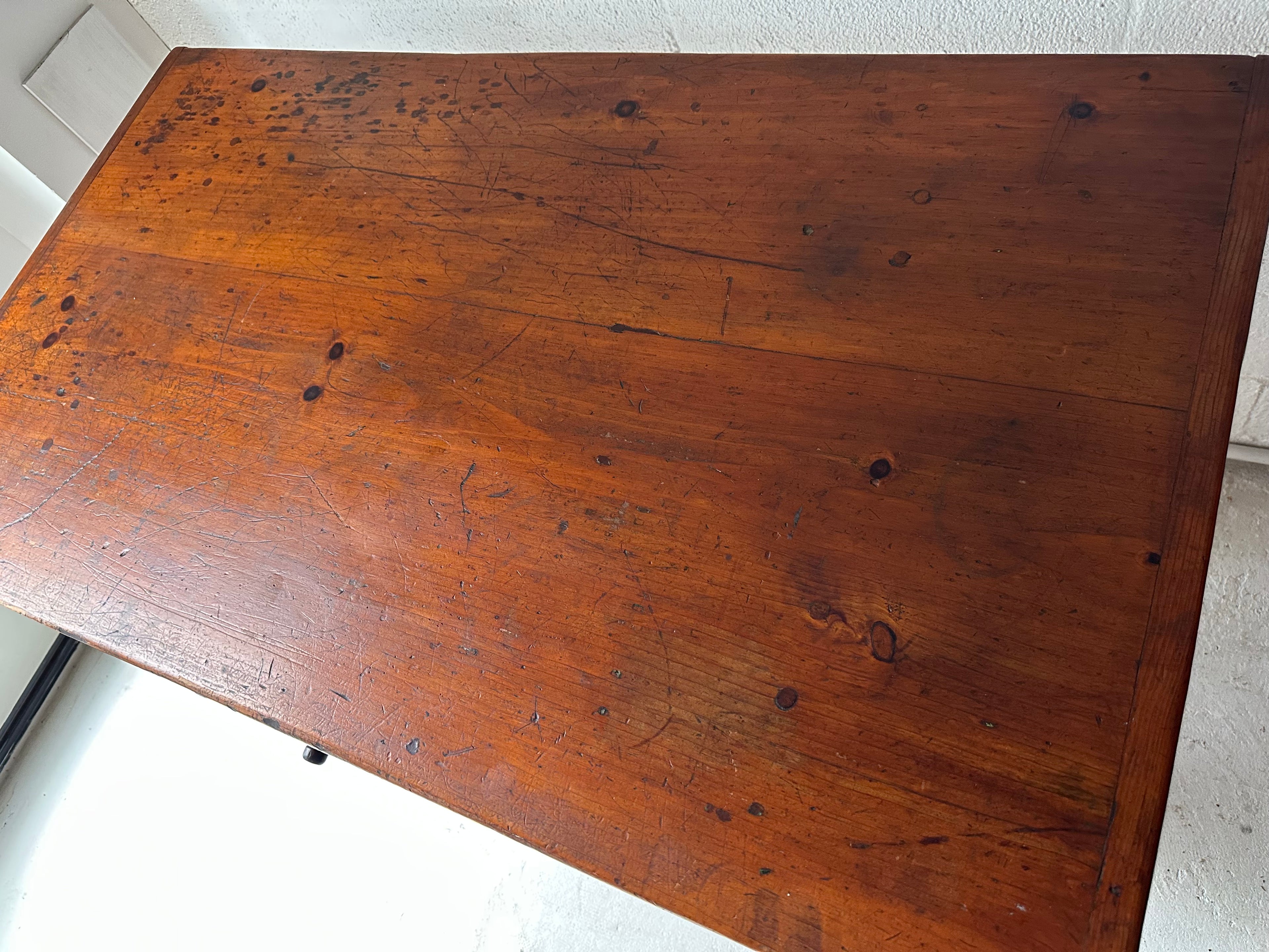 Pine Sawbuck Table