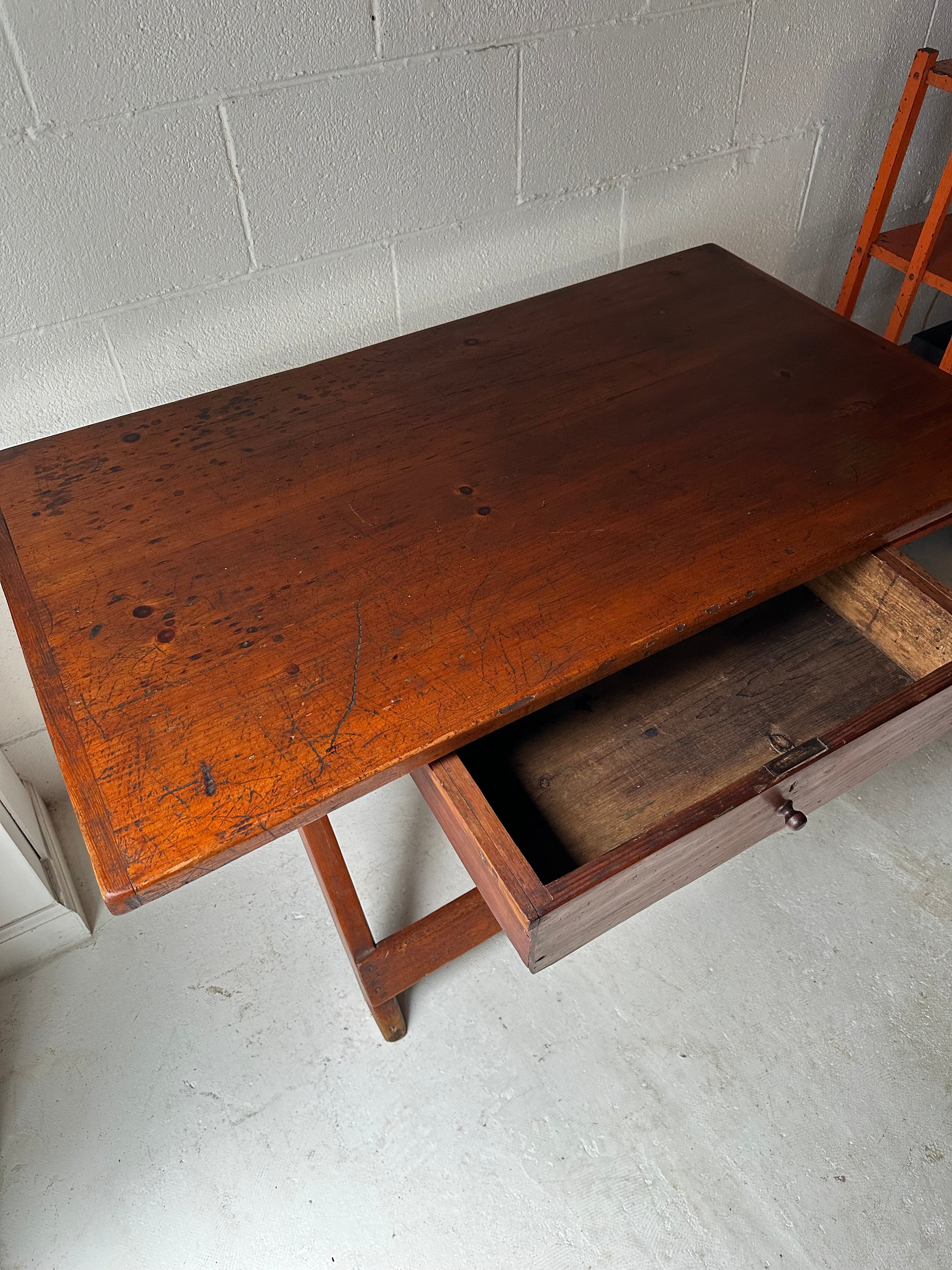 Pine Sawbuck Table